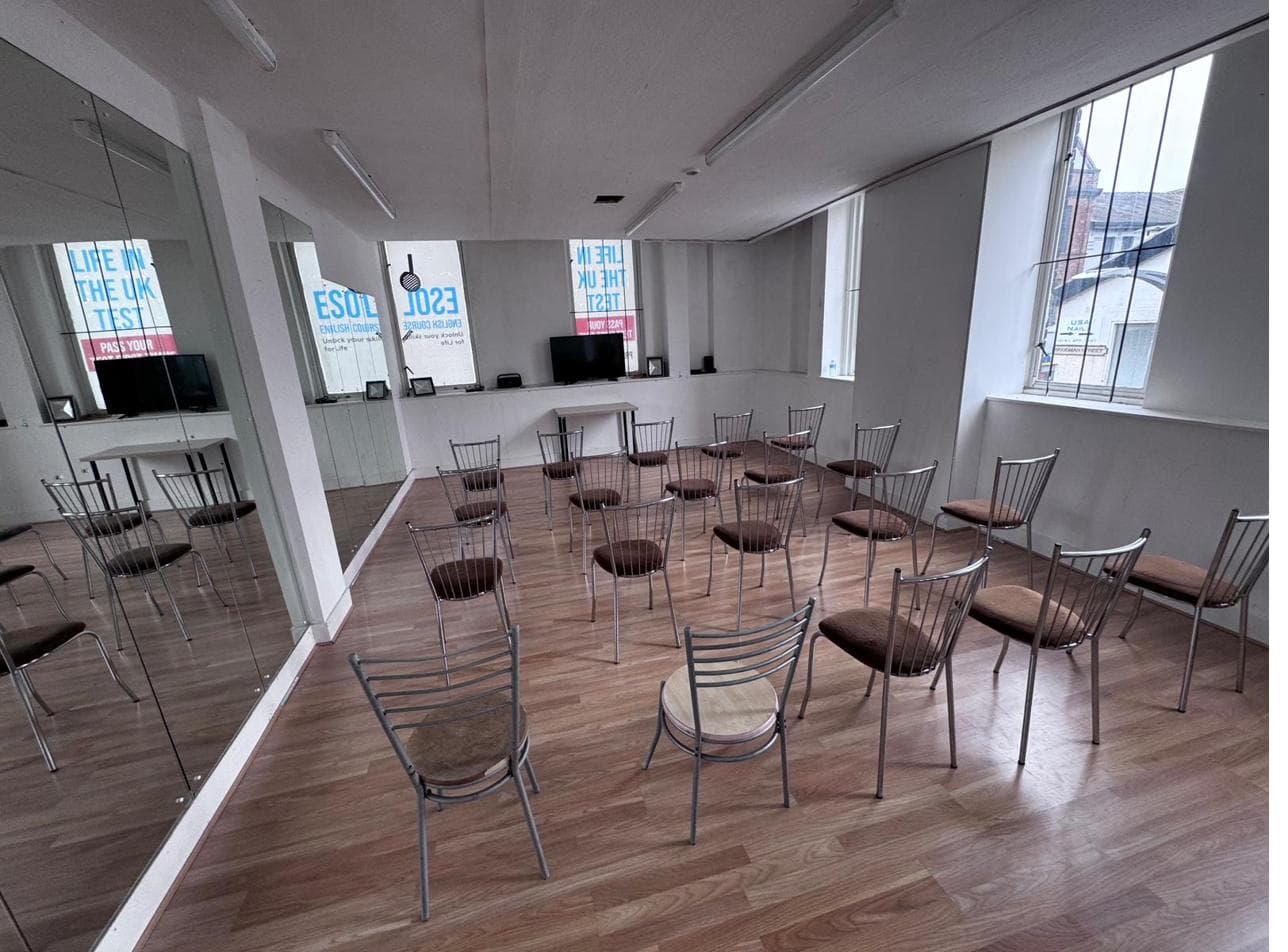 Fresh Skillz CIC first floor dance studio and meeting room